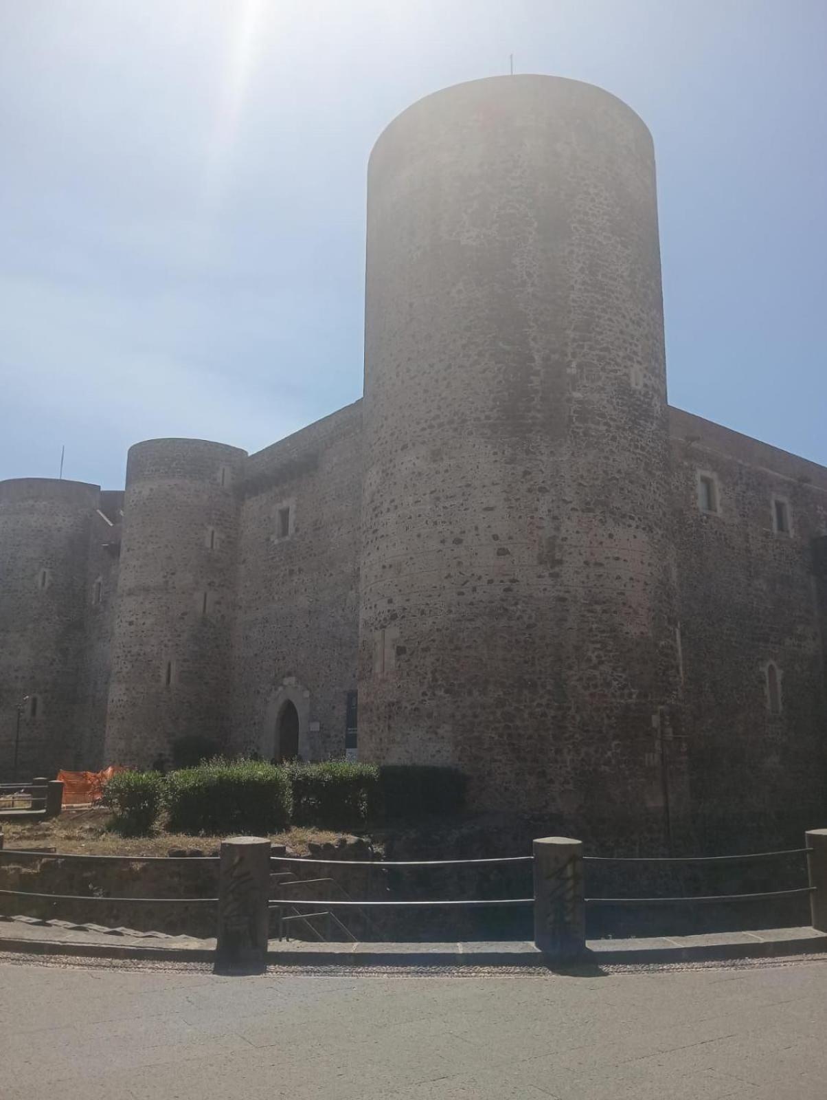 卡塔尼亚Il Castello Di Patty公寓 外观 照片
