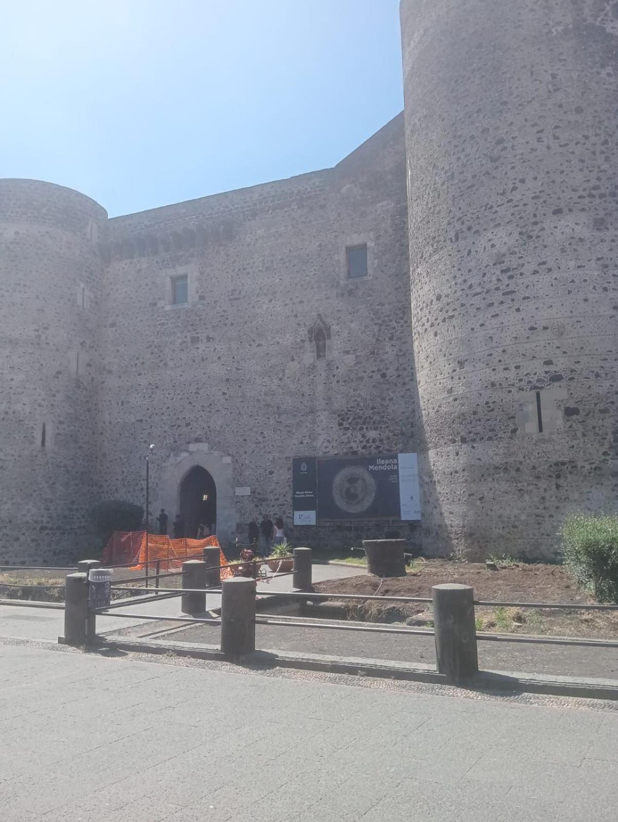卡塔尼亚Il Castello Di Patty公寓 外观 照片