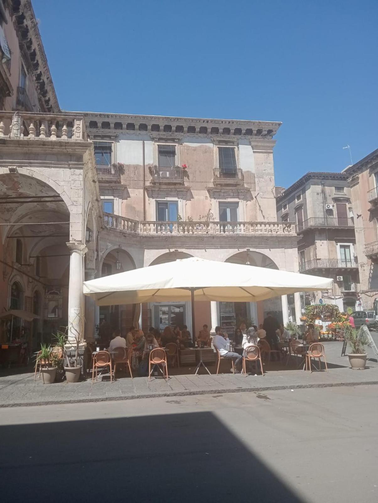 卡塔尼亚Il Castello Di Patty公寓 外观 照片